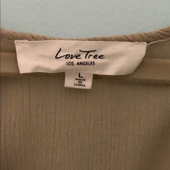 Cold Shoulder Army Green Top - Picture 2 of 4